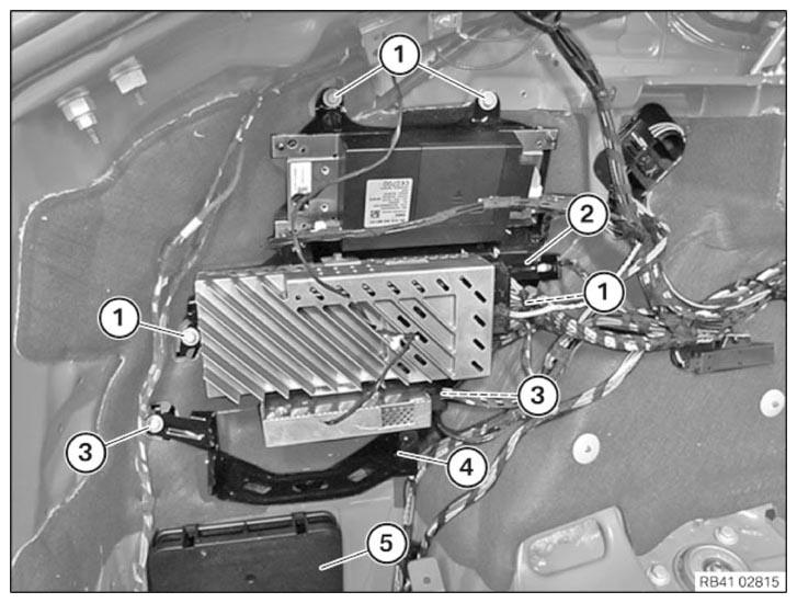 G09947701