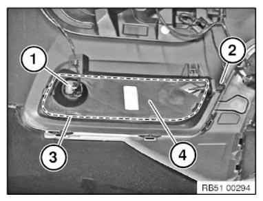 G09948048