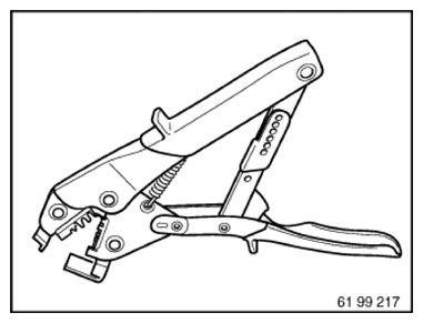 G10022313