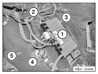 G10096349