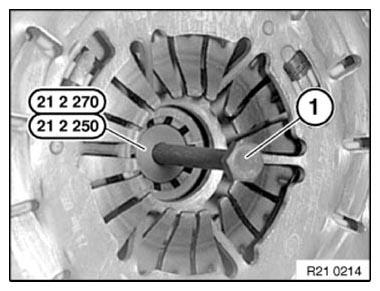 G10103302