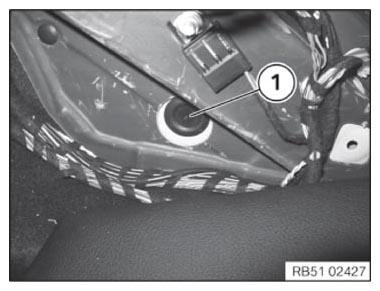 G10210844