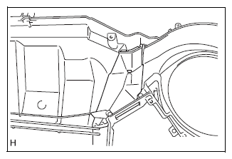 G10217136