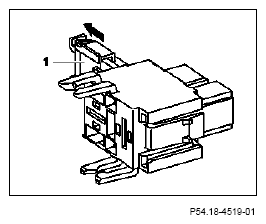 G10240428