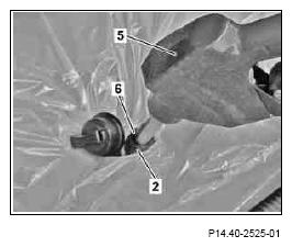 G10240929