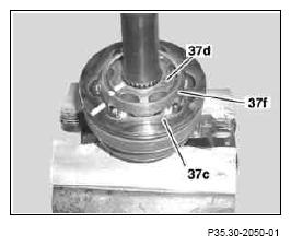 G10241338