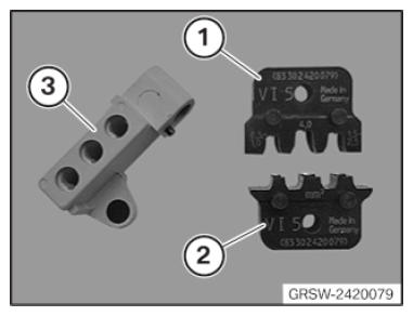 G10998106
