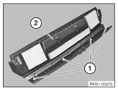 G11008878