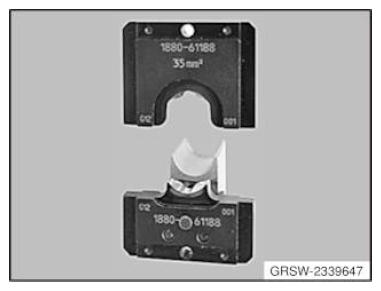 G11011753