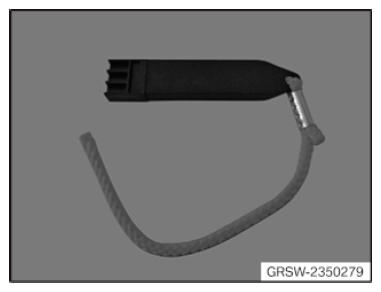 G11011873