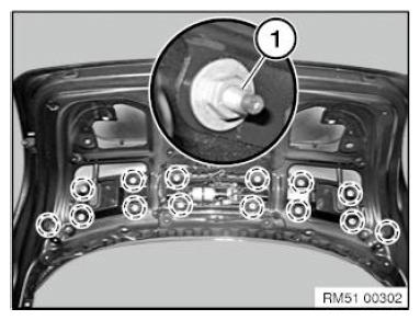 G11033419