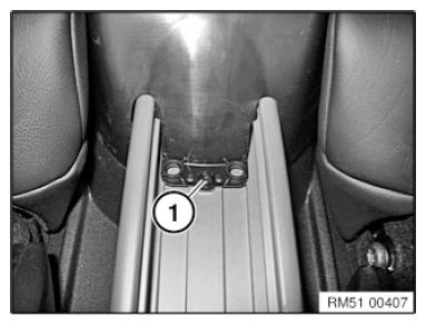 G11037408