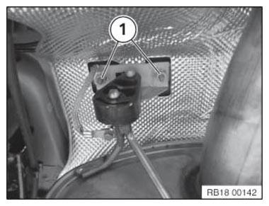 G11104821