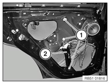 G11112137