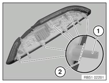 G11112179