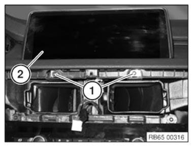 G11113972