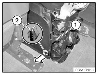 G11146953