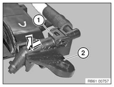 G11148404
