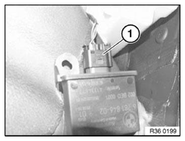 G11151461