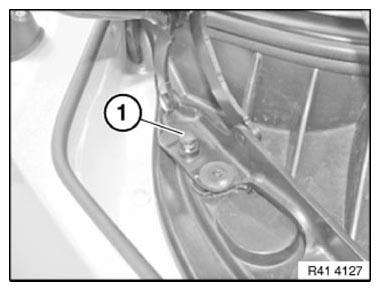 G11151812