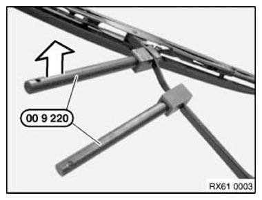 G11153300