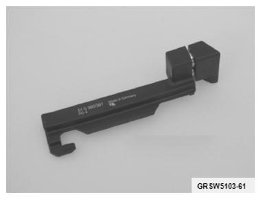 G11156946