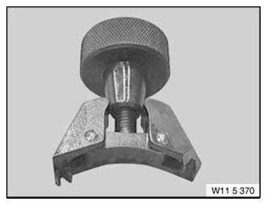 G11167632