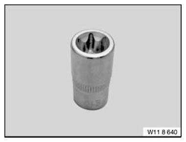 G11167641