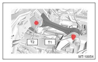 G11256122