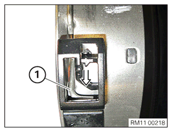 G11645423