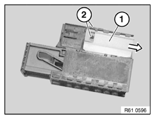 G11774892