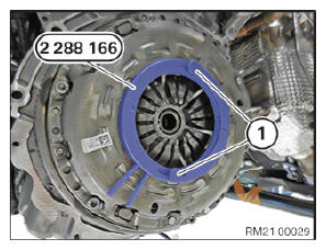 G11943369