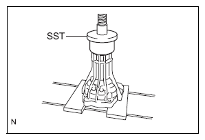 G12587895