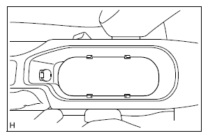 G12594832