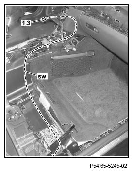 G12618204