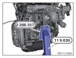 G12700671