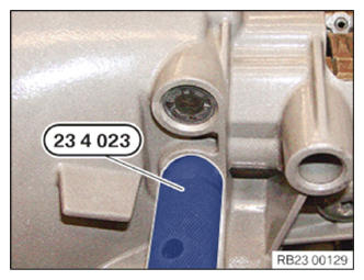 G12822035