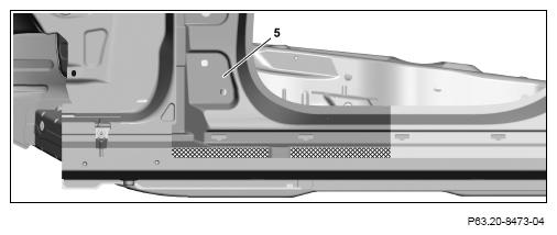 G12824102