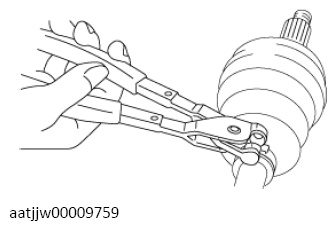G13557947