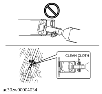 G13558108