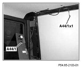 G13658935