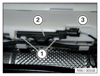 G13694302