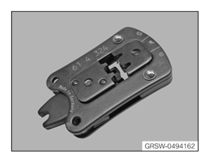 G13694839