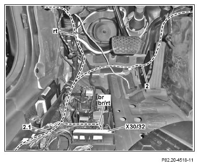 G13774975