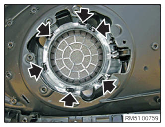 G13797645