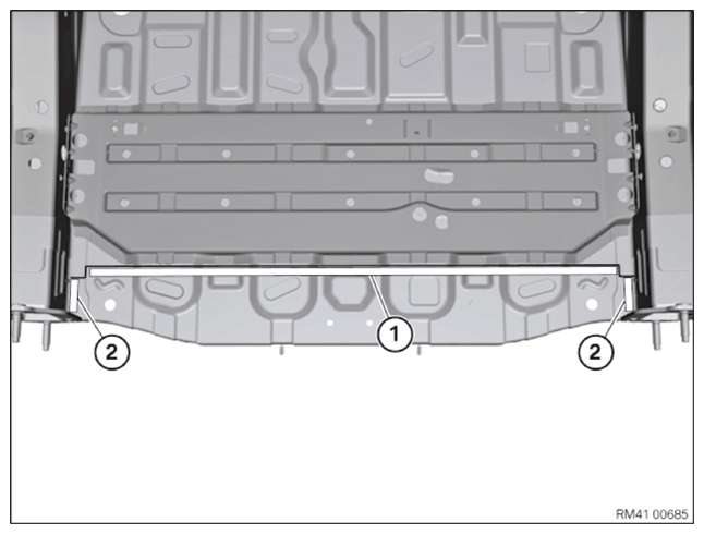 G13823677