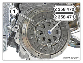 G13859892