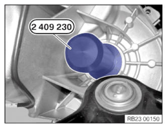 G13859923