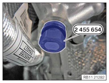 G14457605