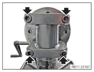 G14477331